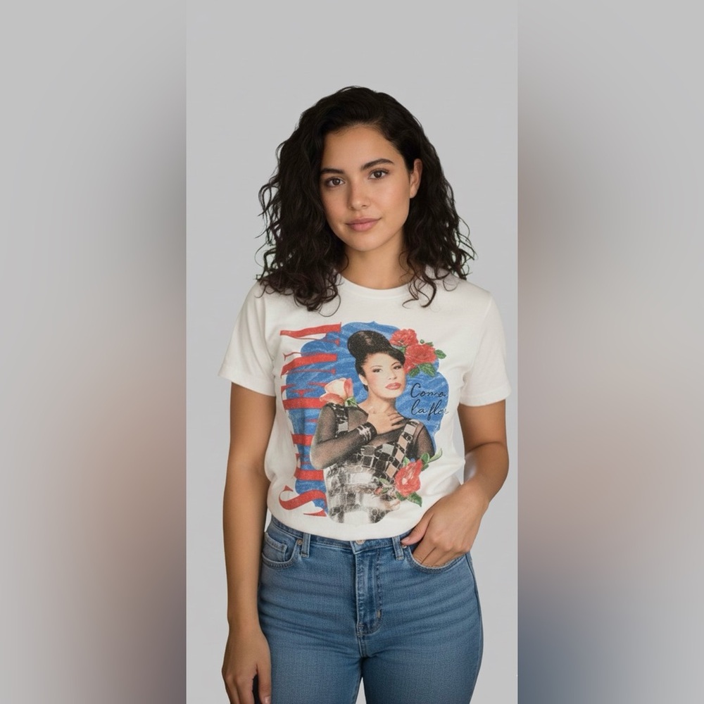 Selena Quintanilla Como La Flor T-Shirt